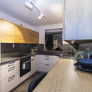 E34 Concept Laser Soft Satin / Alteiche